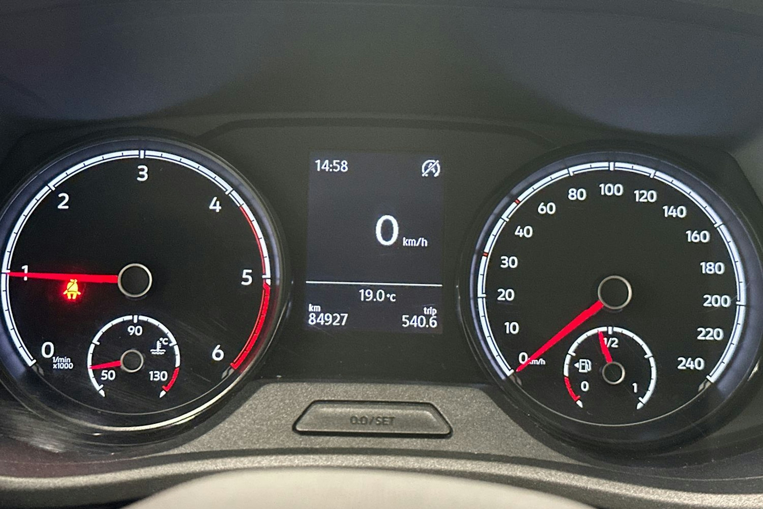 Harmaa Volkswagen TRANSPORTER 2023 kuva 26.