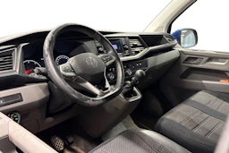 sininen Volkswagen Transporter 2023 kuva 3.