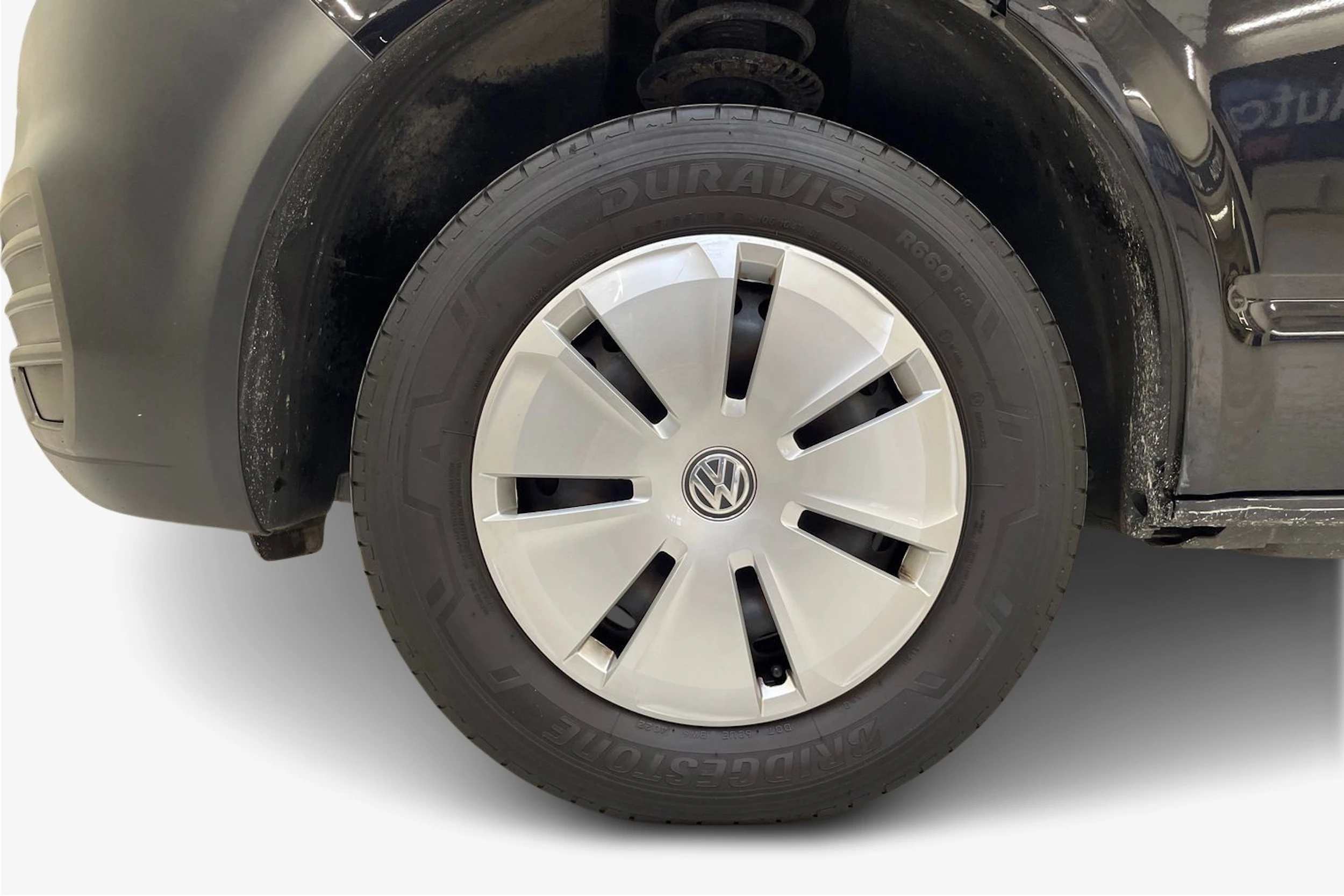 musta Volkswagen Transporter 2023 kuva 11.
