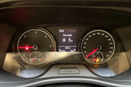 musta Volkswagen Transporter 2023 kuva 19.