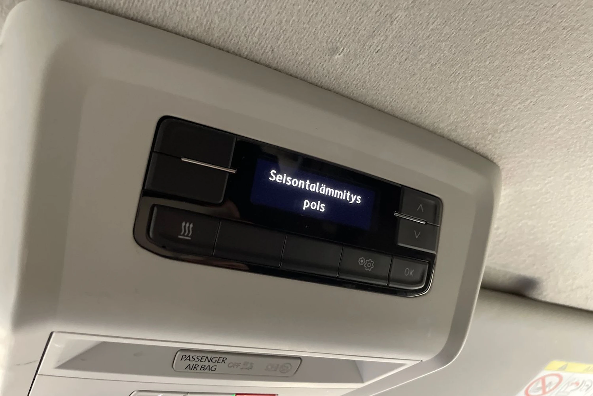 musta Volkswagen Transporter 2023 kuva 27.