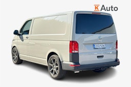 harmaa Volkswagen Transporter 2023 kuva 2.