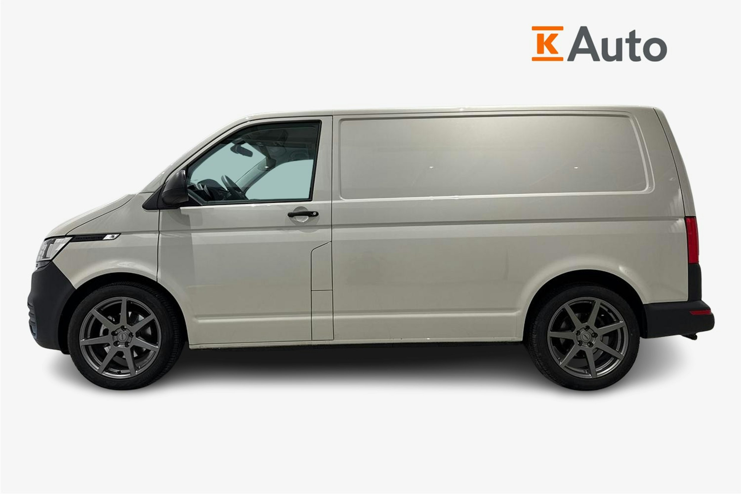 harmaa Volkswagen Transporter 2023 kuva 6.