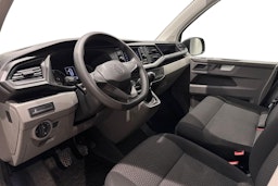harmaa Volkswagen Transporter 2023 kuva 7.