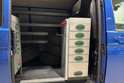 Sininen Volkswagen TRANSPORTER 2023 kuva 15.