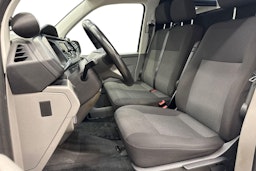 Harmaa Volkswagen TRANSPORTER 2024 kuva 6.