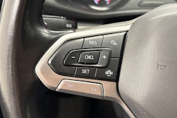 Harmaa Volkswagen TRANSPORTER 2024 kuva 12.