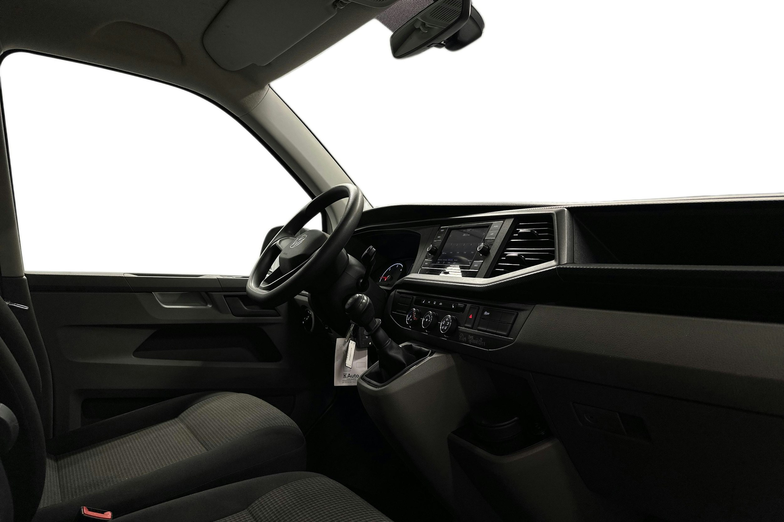 valkoinen Volkswagen Transporter 2024 kuva 9.