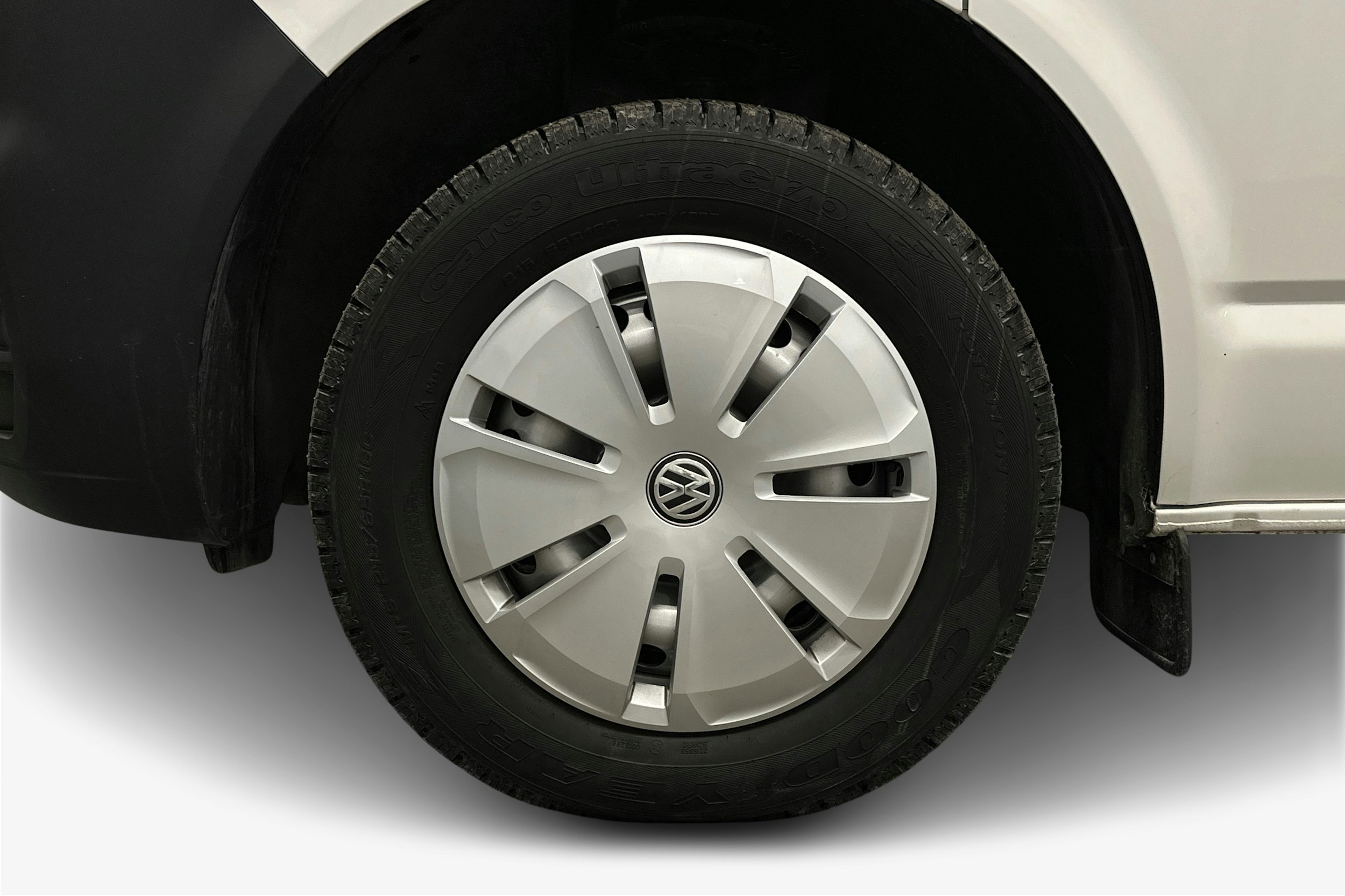 valkoinen Volkswagen Transporter 2024 kuva 12.