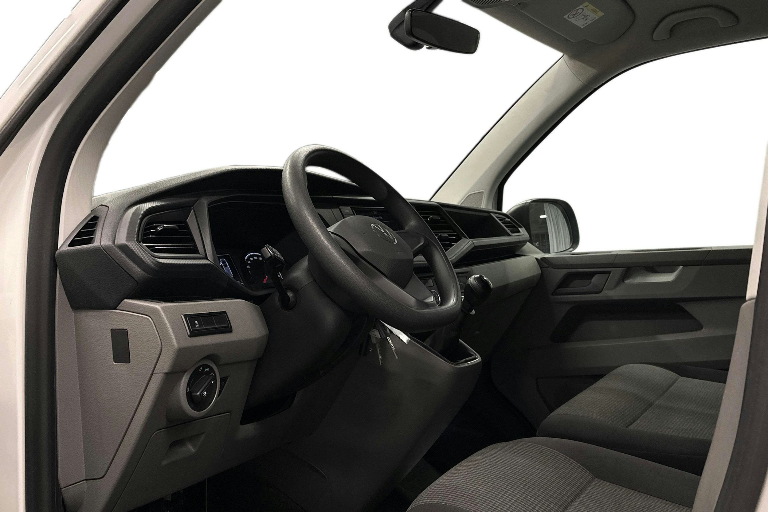 valkoinen Volkswagen Transporter 2024 kuva 8.