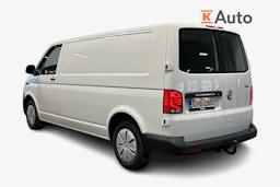 valkoinen Volkswagen Transporter 2024 kuva 2.