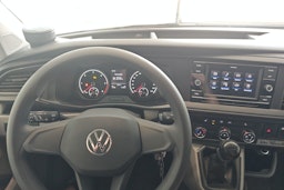 harmaa Volkswagen Transporter 2024 kuva 7.
