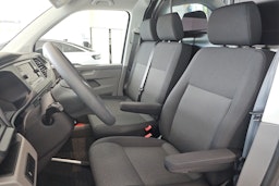 harmaa Volkswagen Transporter 2024 kuva 8.