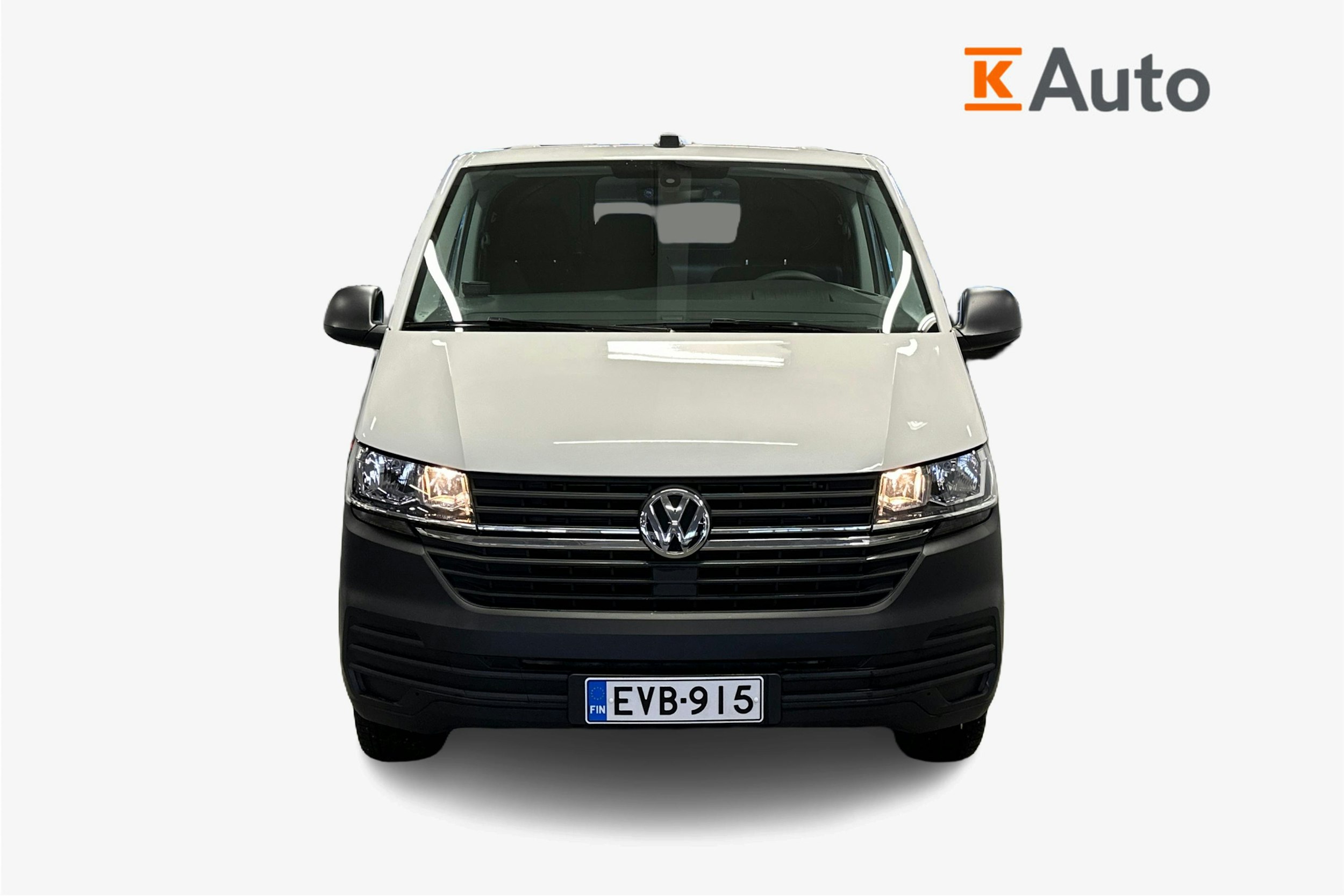 valkoinen Volkswagen Transporter 2024 kuva 5.