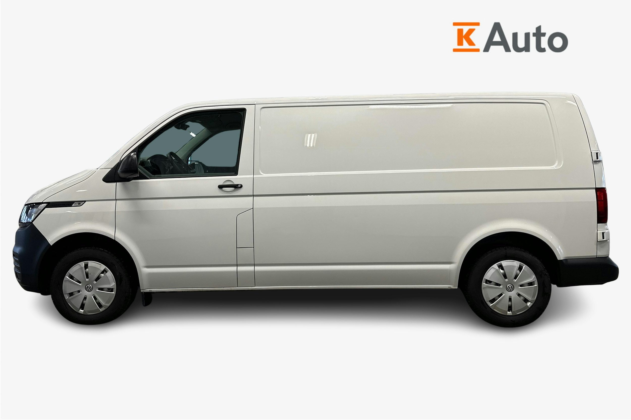 valkoinen Volkswagen Transporter 2024 kuva 7.