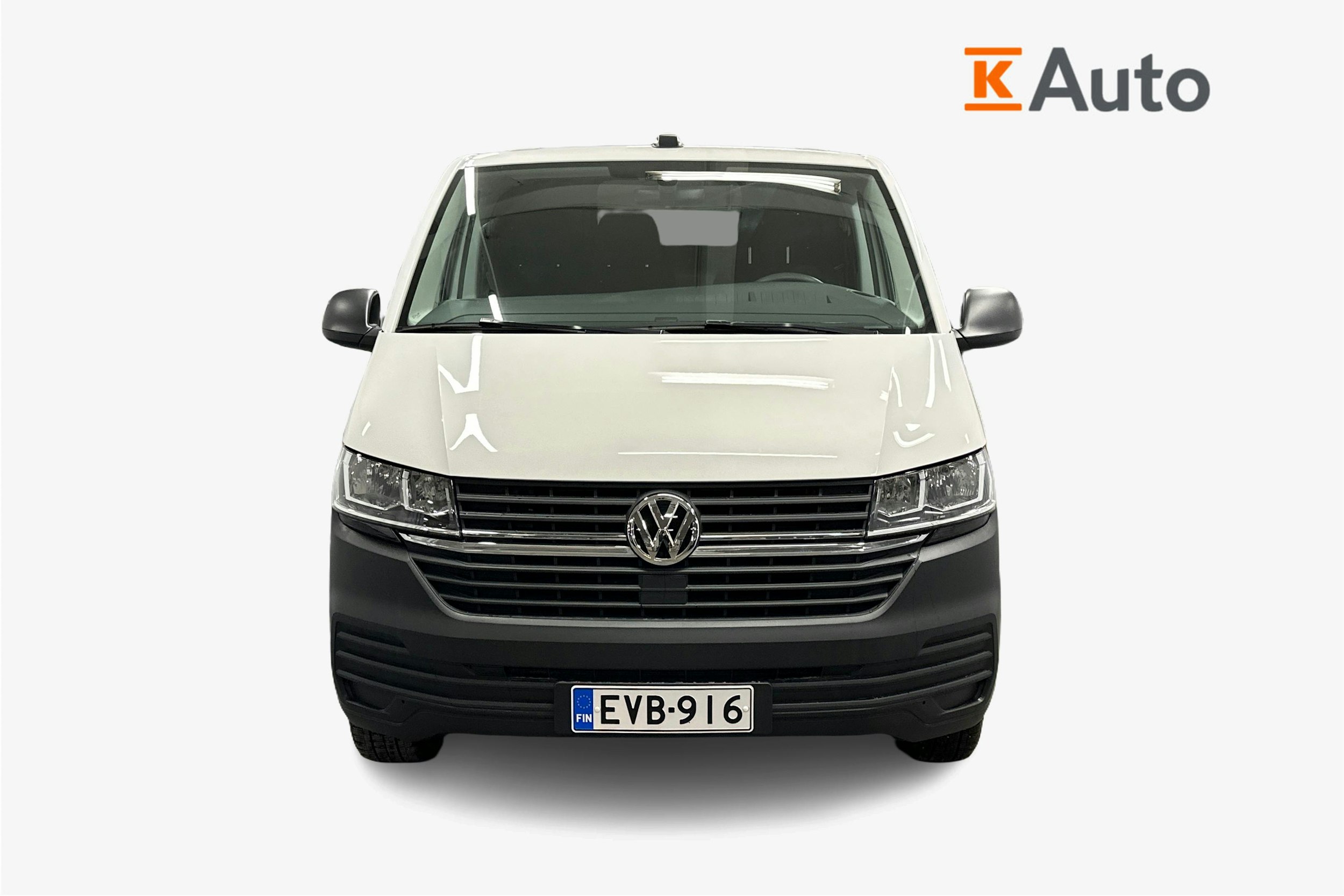 valkoinen Volkswagen Transporter 2024 kuva 5.