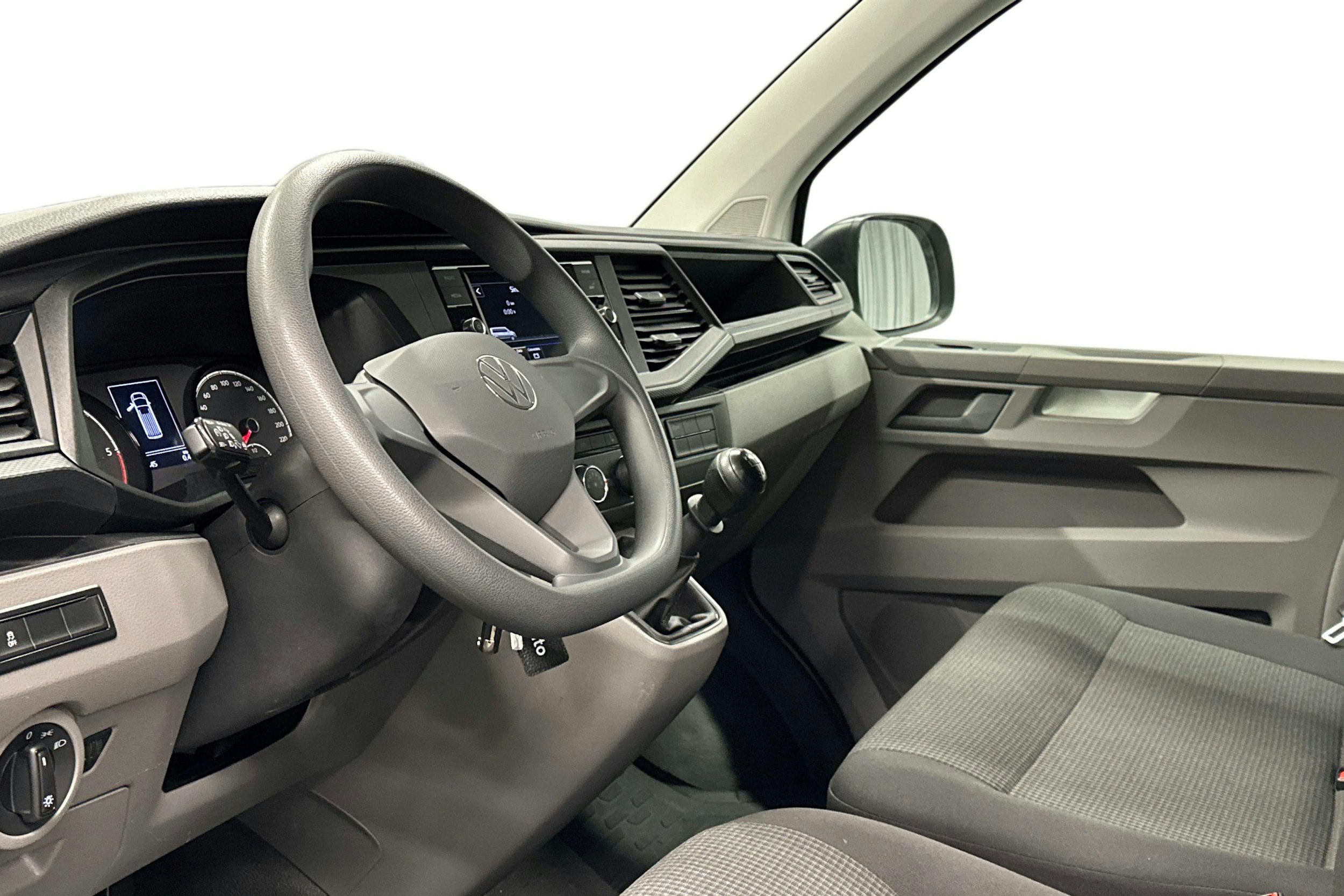 valkoinen Volkswagen Transporter 2024 kuva 8.