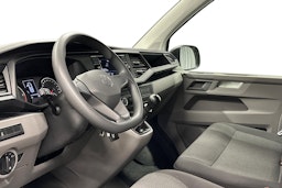 valkoinen Volkswagen Transporter 2024 kuva 8.