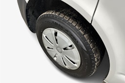 valkoinen Volkswagen Transporter 2024 kuva 12.