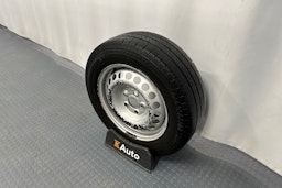 valkoinen Volkswagen Transporter 2024 kuva 13.