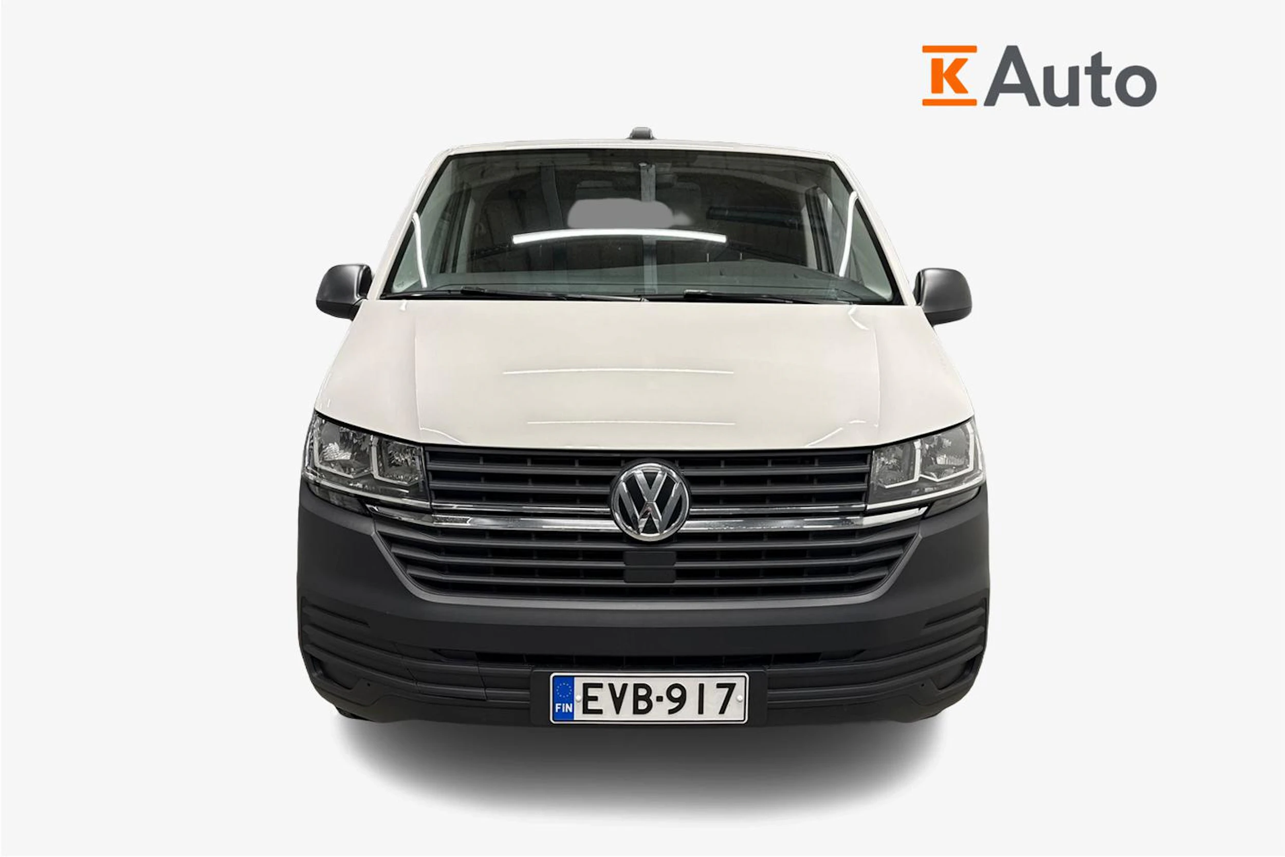valkoinen Volkswagen Transporter 2024 kuva 5.