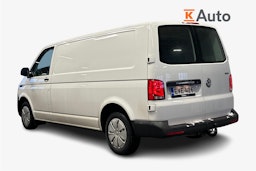 valkoinen Volkswagen Transporter 2024 kuva 2.