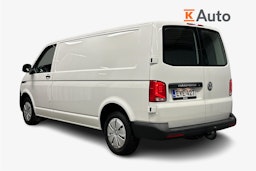 valkoinen Volkswagen Transporter 2024 kuva 3.