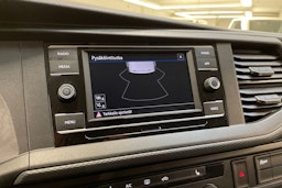 valkoinen Volkswagen Transporter 2024 kuva 25.