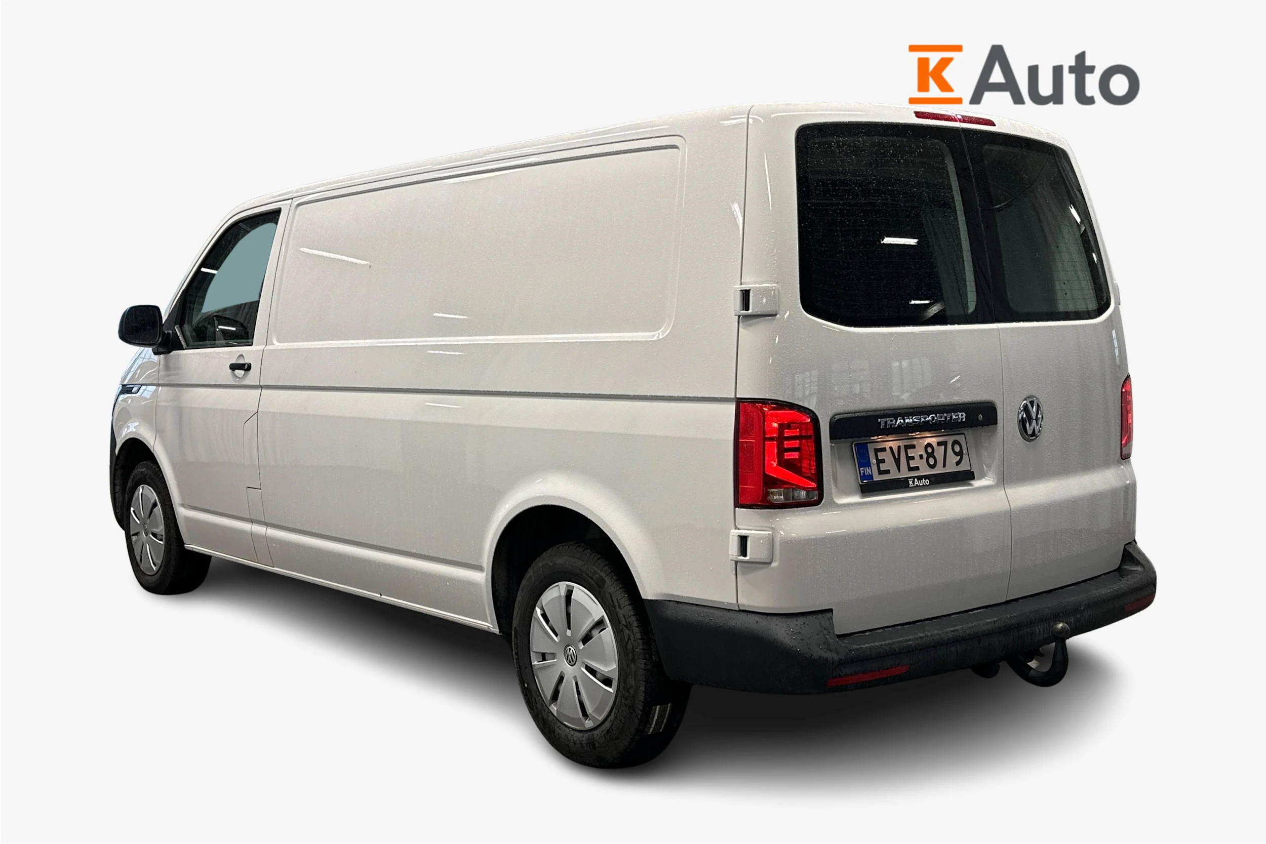 valkoinen Volkswagen Transporter 2024 kuva 2.