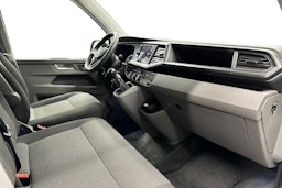 valkoinen Volkswagen Transporter 2024 kuva 9.