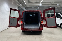 Punainen Volkswagen TRANSPORTER 2024 kuva 25.