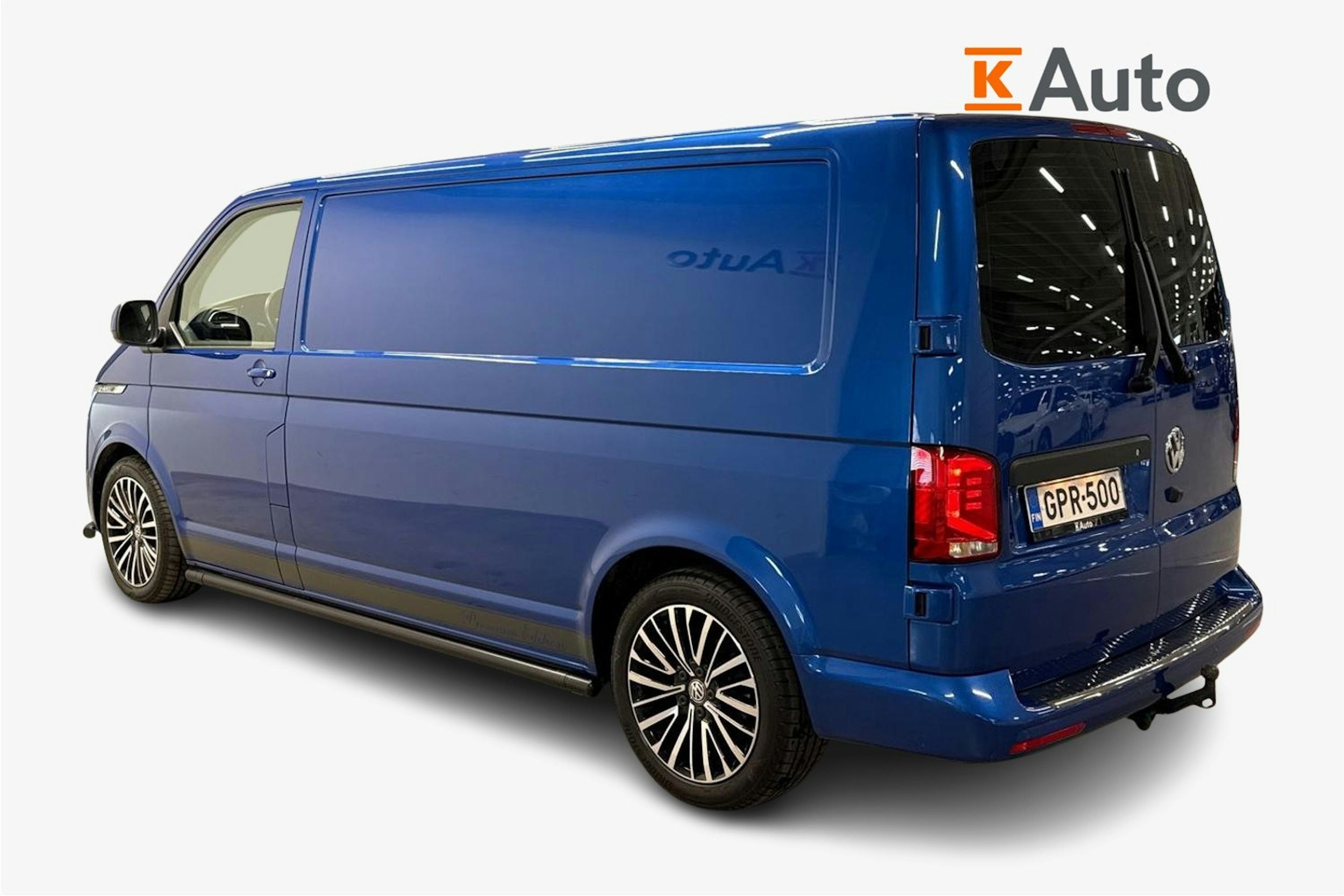 sininen Volkswagen Transporter 2024 kuva 5.