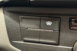 sininen Volkswagen Transporter 2024 kuva 20.
