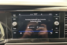 sininen Volkswagen Transporter 2024 kuva 22.
