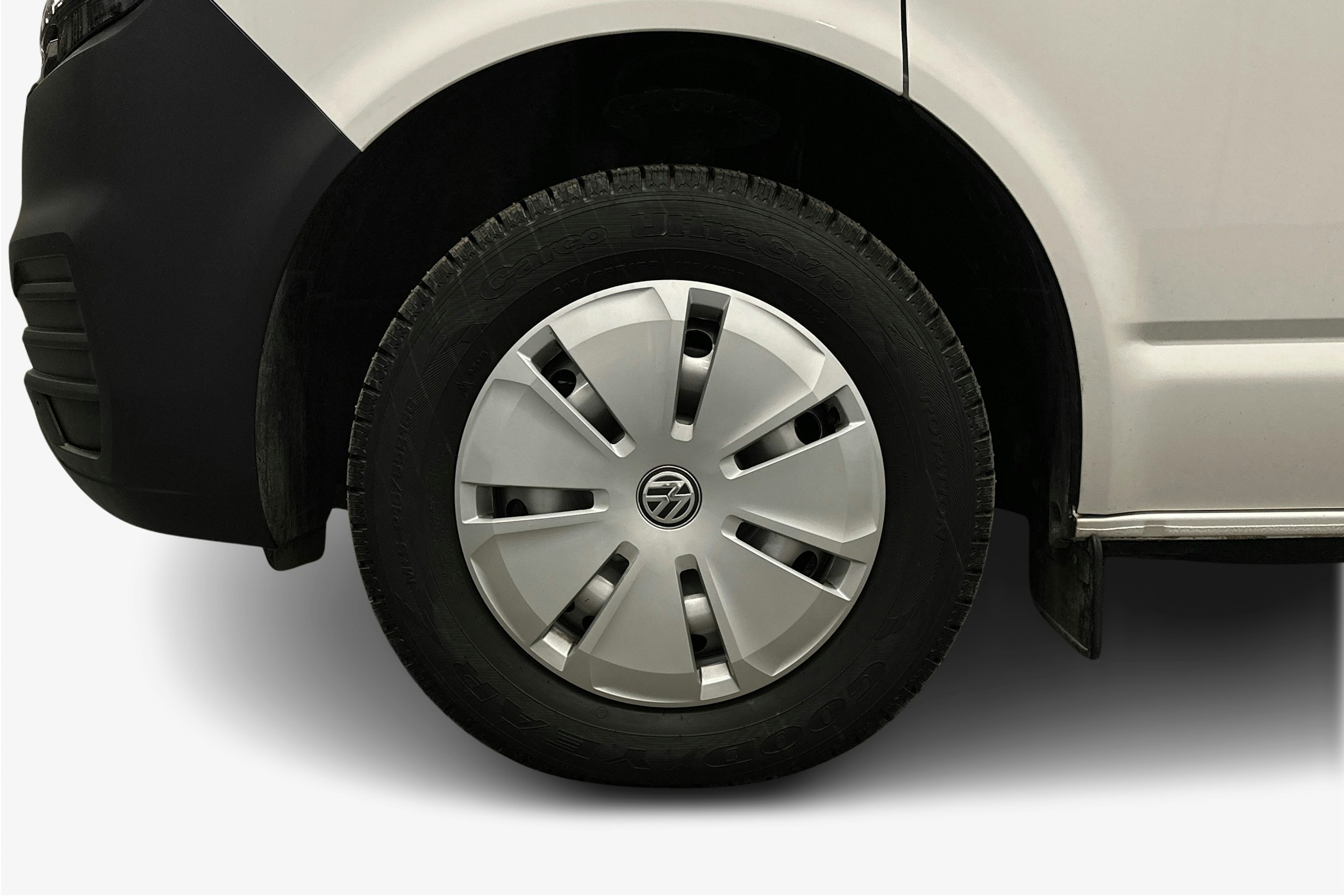 valkoinen Volkswagen Transporter 2024 kuva 12.