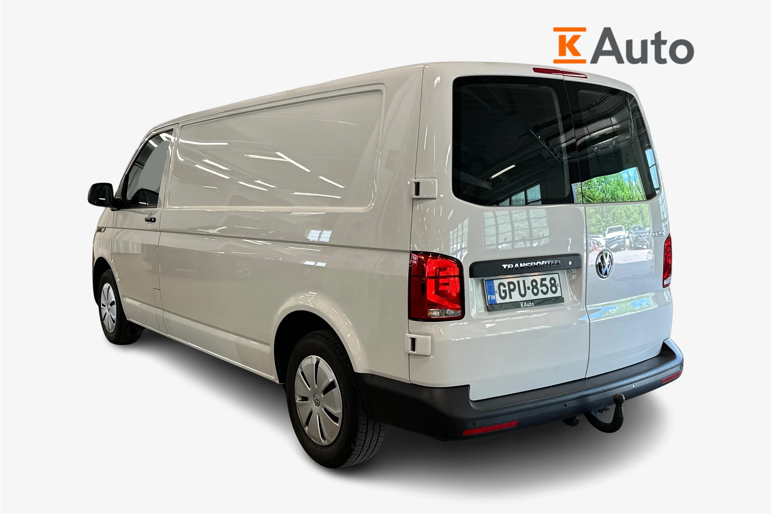 valkoinen Volkswagen Transporter 2024 kuva 2.