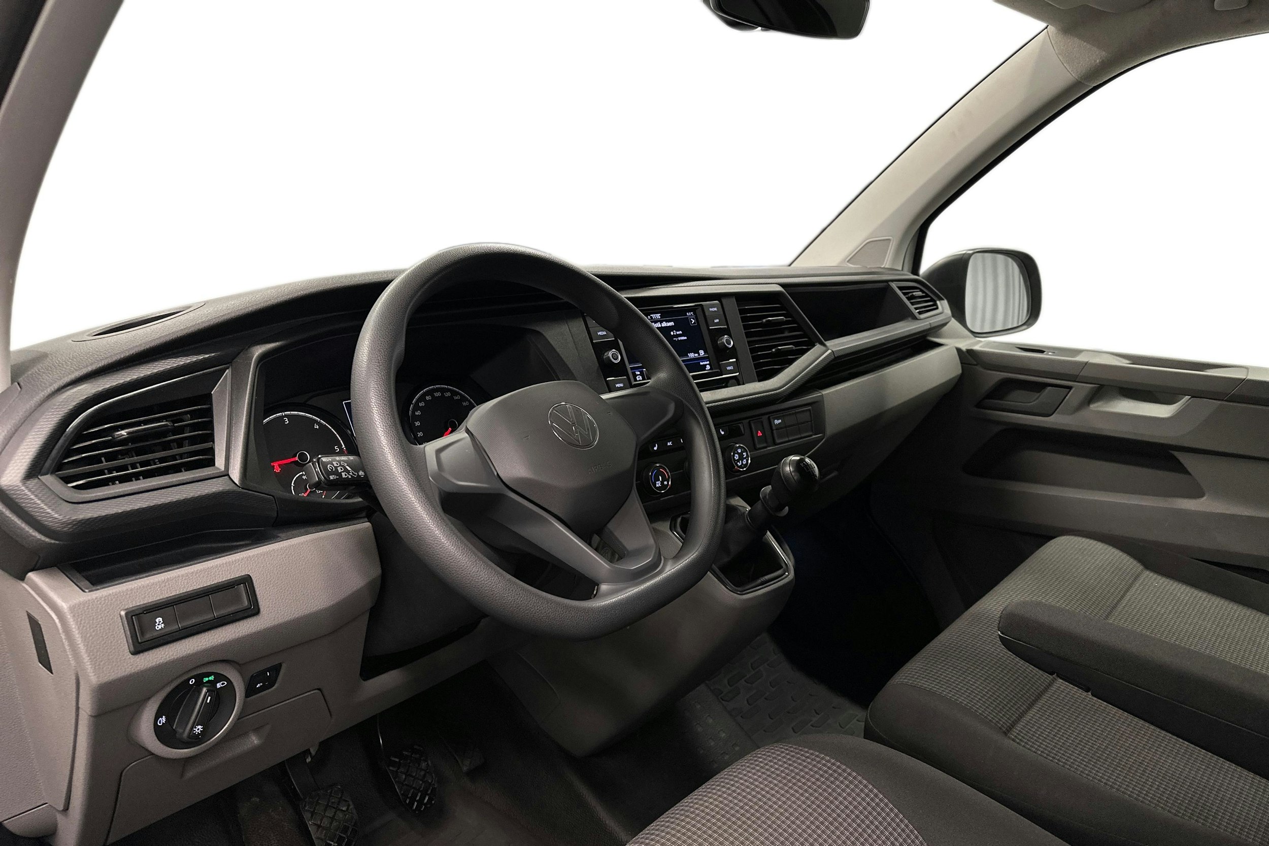 valkoinen Volkswagen Transporter 2024 kuva 8.