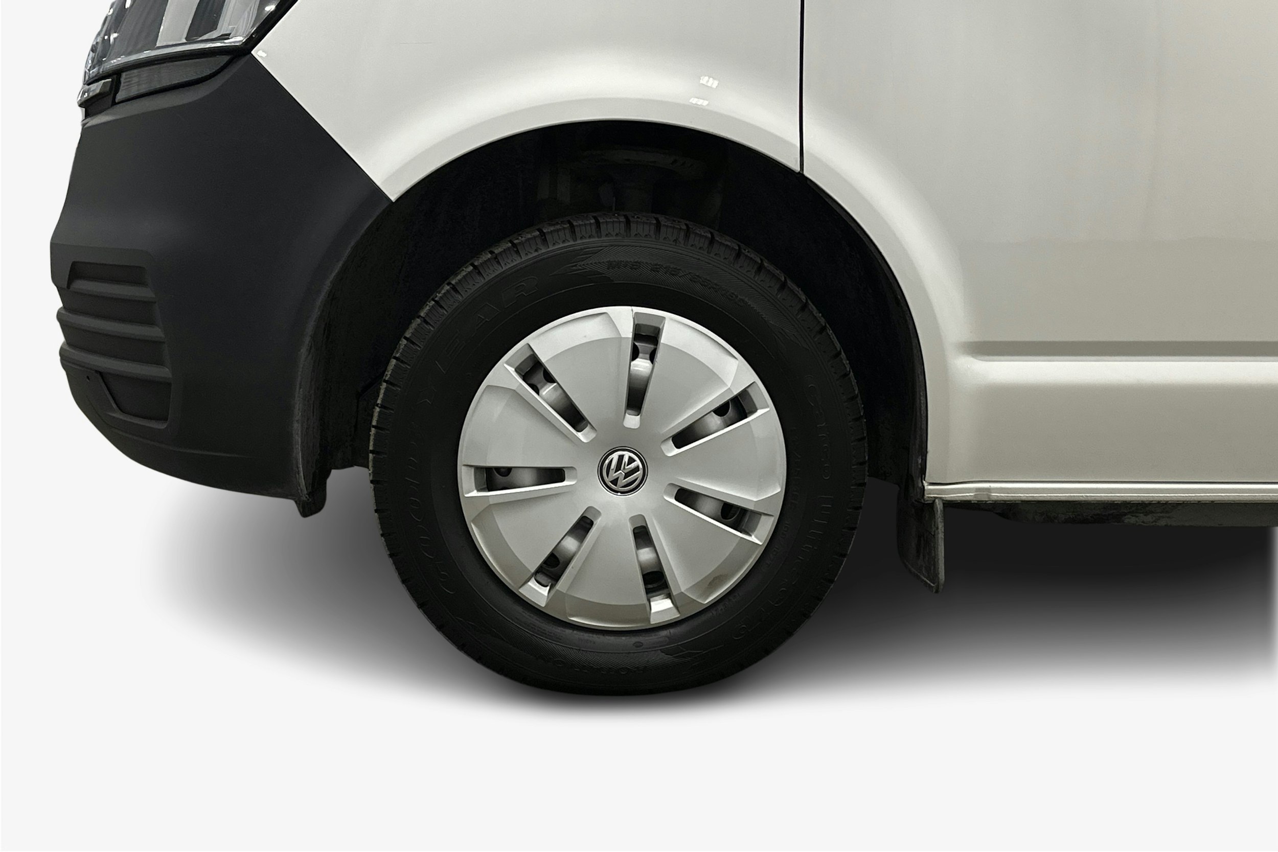 valkoinen Volkswagen Transporter 2024 kuva 12.