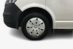 valkoinen Volkswagen Transporter 2024 kuva 12.