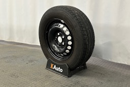 valkoinen Volkswagen Transporter 2024 kuva 13.