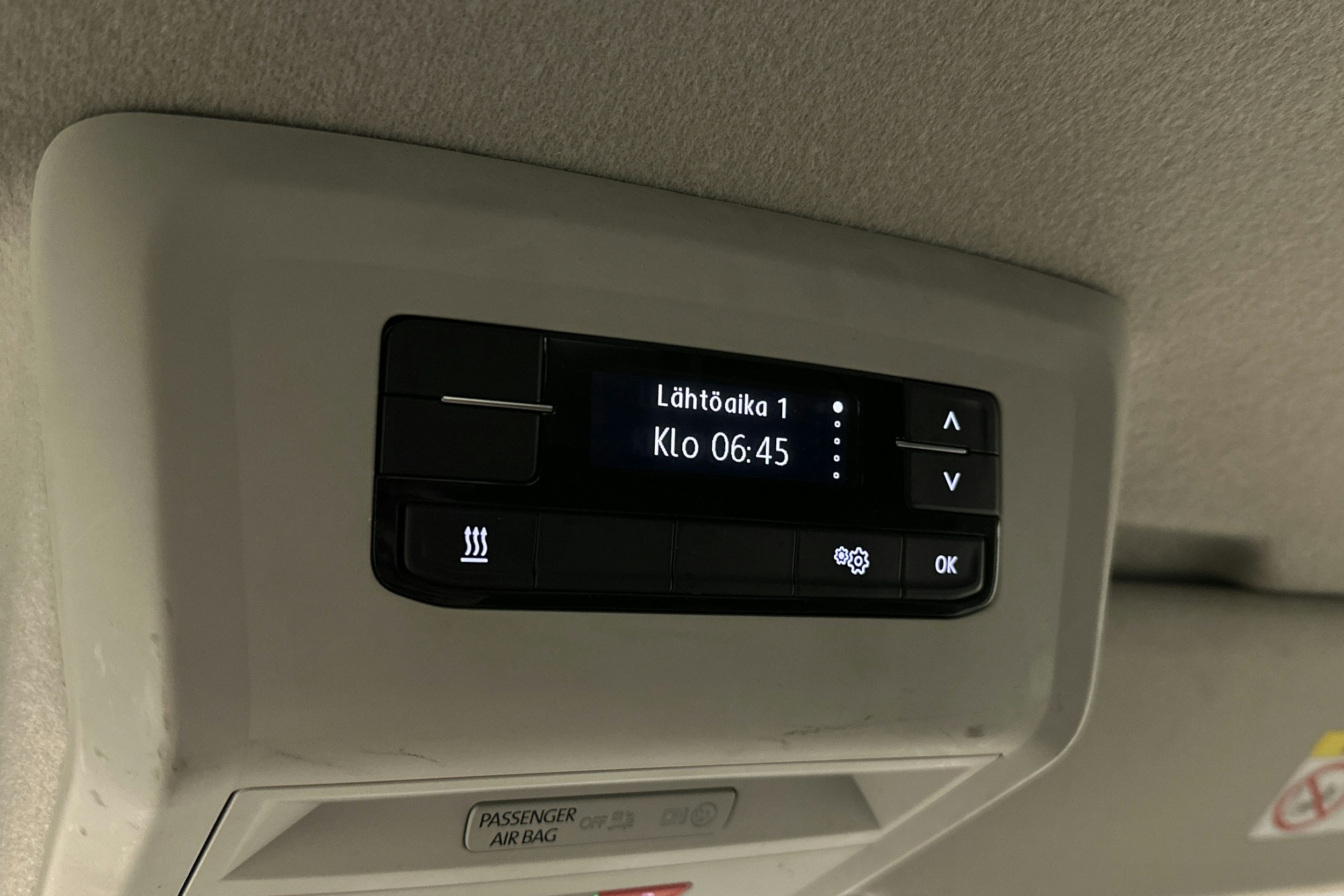 valkoinen Volkswagen Transporter 2024 kuva 26.