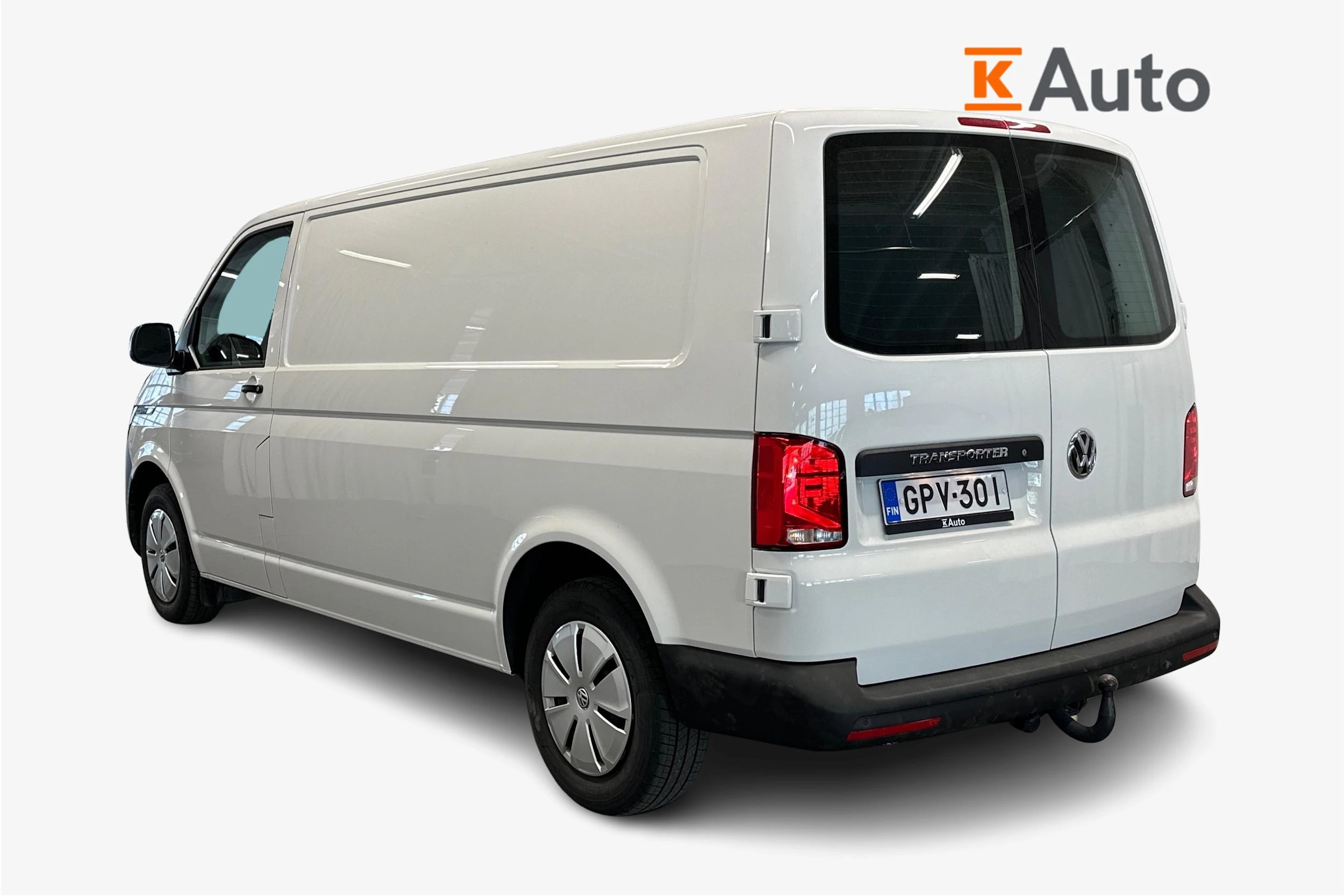 valkoinen Volkswagen Transporter 2024 kuva 2.