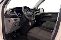 valkoinen Volkswagen Transporter 2024 kuva 8.