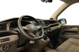 valkoinen Volkswagen Transporter 2024 kuva 3.