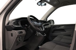 valkoinen Volkswagen Transporter 2024 kuva 8.