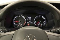 valkoinen Volkswagen Transporter 2024 kuva 11.