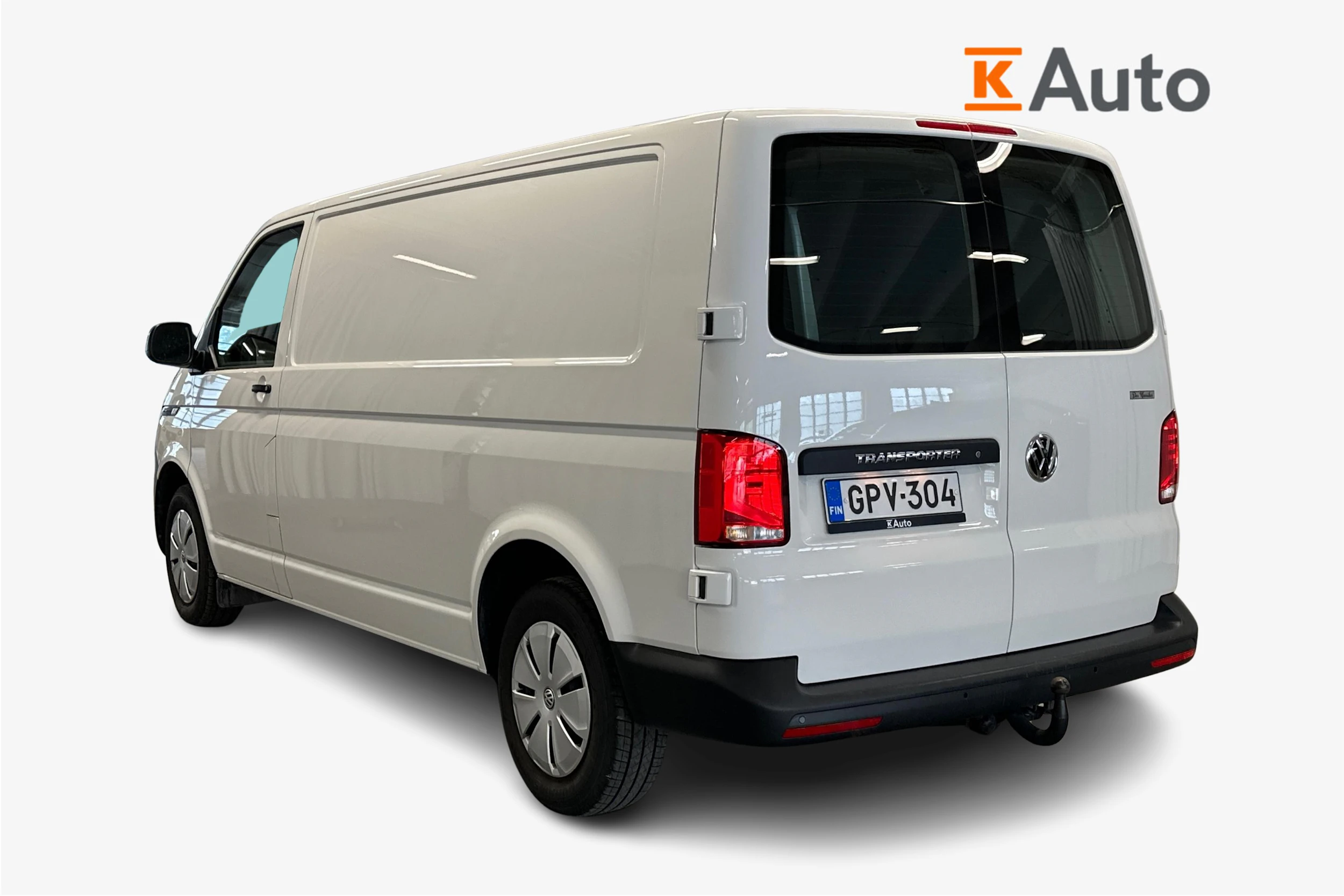valkoinen Volkswagen Transporter 2024 kuva 2.