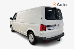 valkoinen Volkswagen Transporter 2024 kuva 7.
