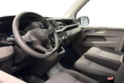 valkoinen Volkswagen Transporter 2024 kuva 8.