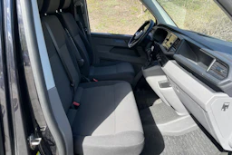 Musta Volkswagen TRANSPORTER 2024 kuva 22.